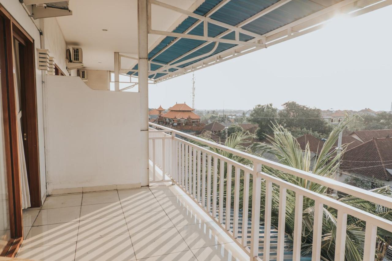 Liong Guest House Canggu Екстериор снимка
